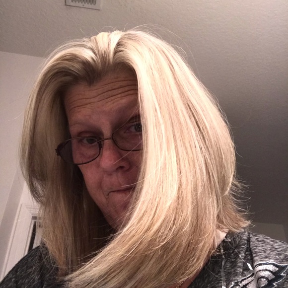 Meet your Posher, Angeleen - Picture 4 of 8